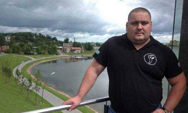 Правоохоронці викрили на корупції маріупольського депутата-стронгмена Лашина, який прагнув очолити Маріупольську військову адміністрацію