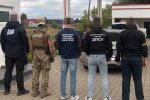 Прикордонник організував незаконний виїзд чоловіків до Румунії