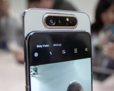 Samsung Galaxy A80