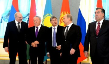 Украина должна срочно покинуть СНГ