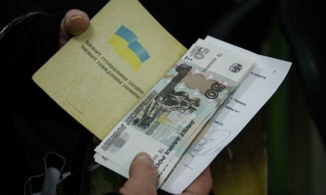 "ЛНР" и "ДНР" требуют не платить пенсии людям на оккупированных териториях