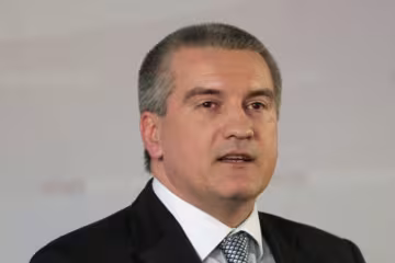 Аксенов не прочь разместить ядерное оружие в Крыму