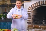 Бургер від Тетяни Литвинової, скріншот з відео