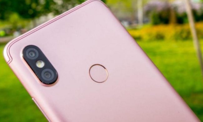 Xiaomi Redmi S2: в мережу злили нові фото і характеристики