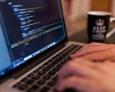 Нова атака: сайт Кабміну знову "поклали"