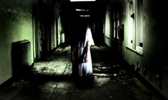 Навіть працівники тікають: охоронець ТЦ довів існування привидів