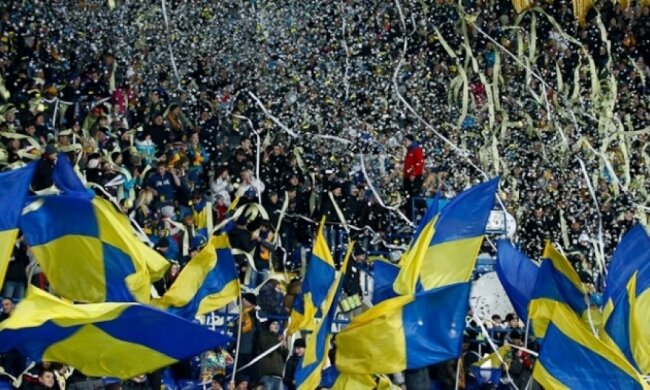 Українці не люблять ходити на футбол