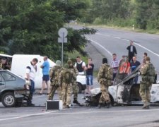 За перестрелку в Мукачево суд арестовал двух бойцов  "Правого сектора" 