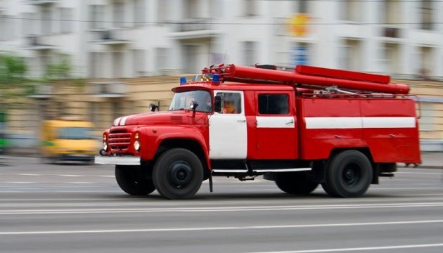 В Киеве завыли сирены, спасатели и  медики мчатся со всего города: происходит что-то страшное