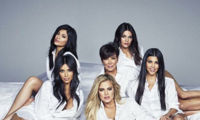 Сестра Кардашян соблазнила сеть вызывающим задом