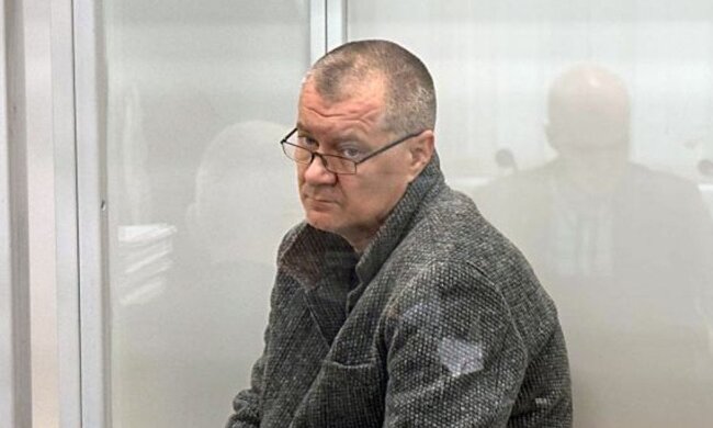 Дмитрий Басов