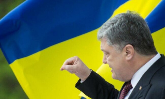 Переживуть: Порошенко прокоментував заборону соцмереж