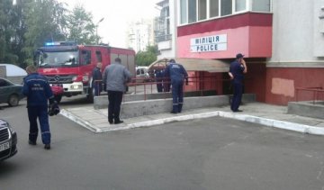 Во Львове утром взорвали две гранаты - пострадали милиционеры