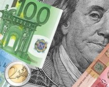 З п’ятниці українцям дозволили купувати валюту на 6 тис грн