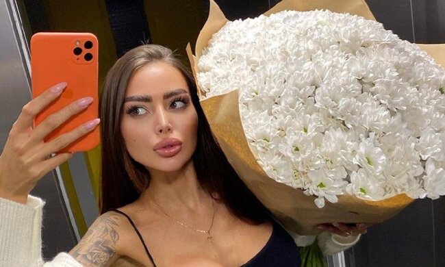 Алена Омович, фото с Instagram