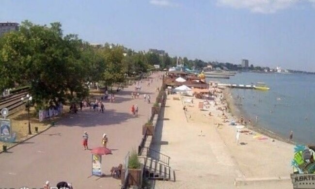 Навіть кримчани гребують власними пляжами (ФОТО)