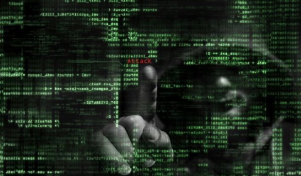 Двох українських хакерів із міжнародної банди судять в Америці