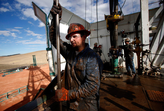 Мировые цены на нефть растут рекордными темпами: в Нацбанке объяснили, кто виноват