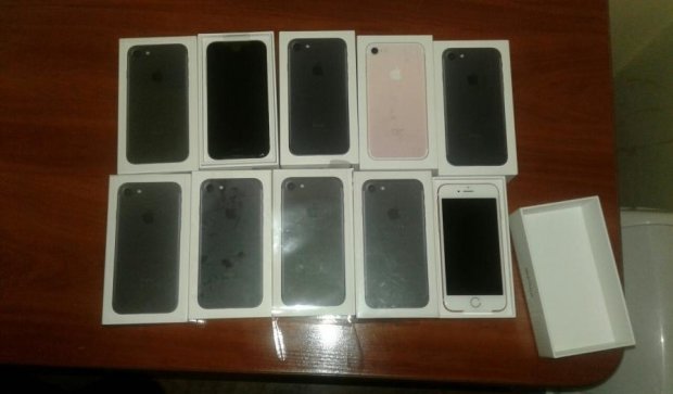 iPhone 7 появился в лесах Закарпатья