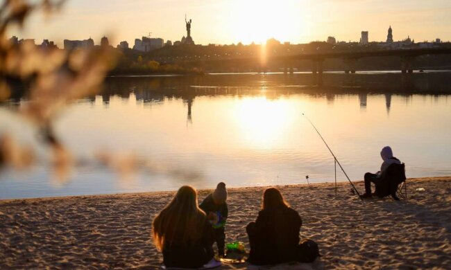 Українці, риболовля, фото з тг-каналу "Де відпочити Київ?🌸"
