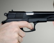 Закарпатський суддя вистрелив собі в скроню
