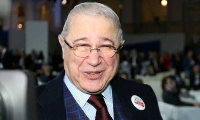 "Бідний" пенсіонер Петросян виявився мільйонером, який скарб дістався коханці