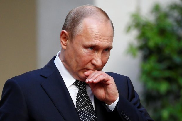 Повелитель свиней Путин опозорился на весь мир, правда глаза режет: "Вот, что у них под масками"