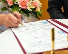 Экспресс-браки обогатят брачных аферистов