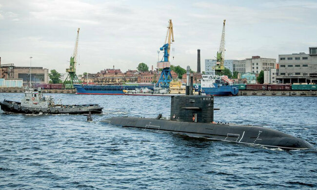 Підводний Човен "Лада"