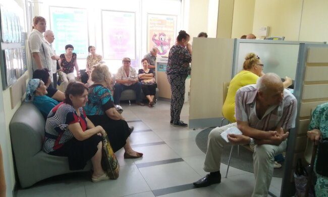 Субсидіантів перевірять по повній тричі: рахунки, авто, прописка та інші вимоги для "знижки" на комуналку