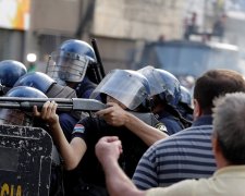 Огненный "Майдан" в Парагвае: десятки людей госпитализированы