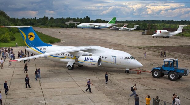 Літак Ан-148, фото: mil.in.ua