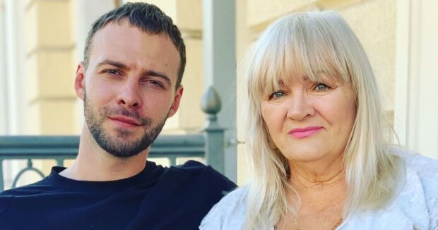 Макс Барських з мамою, фото з Instagram