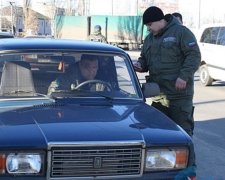 Сепаратисти розігнали таксистів за відмову платити данину