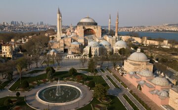 Святая София в Стамбуле, Турция, фото: EPA-EFE/TOLGA BOZOGLU