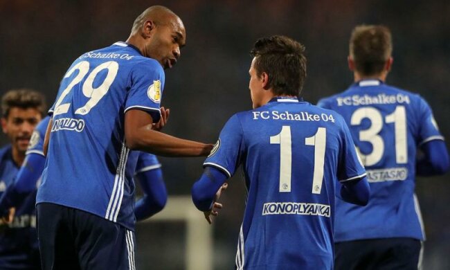 Турецький клуб визначився з трансферною вартістю Коноплянки