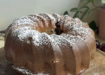 Кекс с черешней: фото скрин Инстаграм