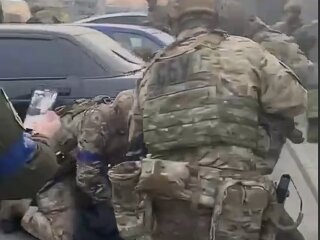 возле Днепра жестко задержали уголовников