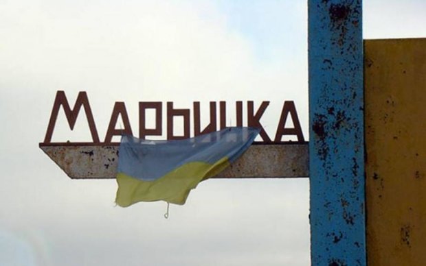 Боевики штурмовали жилые кварталы Марьинки: есть раненые