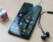 Xiaomi Mi MIX 2s