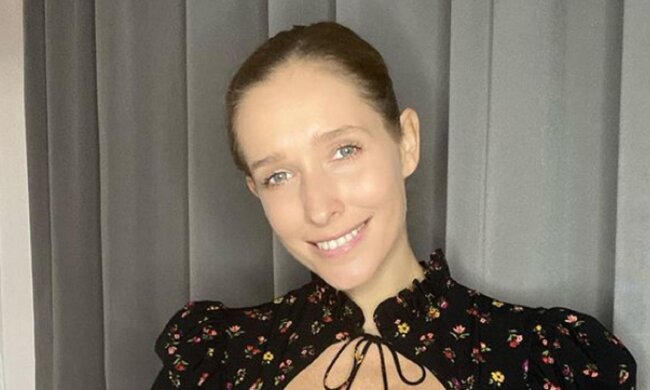 Беременная Екатерина Осадчая рассказала, чем занималась, когда Юрия Горбунова не было рядом: "Будем праздновать лето вместе"