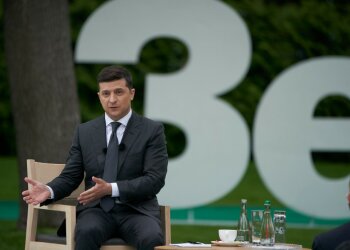 Зеленский на нагретом стуле, фото:president.gov.ua