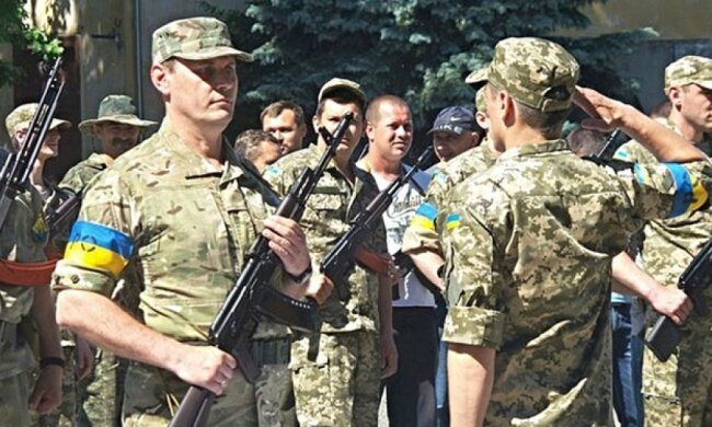 Первая в Украине "Рота охраны" приняла присягу в Одессе