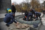 Попалися! Камера зафільмувала вандалів біля Вічного вогню