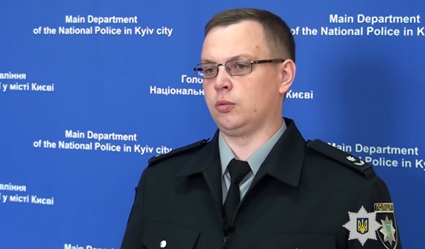 Віджаті квартири, бусифікація, сфабриковані справи – це ще не все, чим займається на робочому місці заступник начальника Святошинської поліції