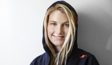 Олимпийская чемпионка позировала в костюме миньона
