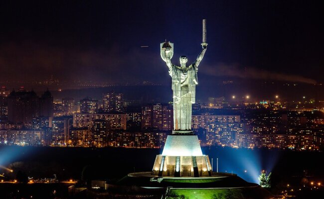 Киев, Родина-Мать, фото из соцсетей