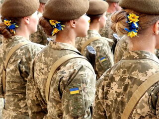 Мобілізація жінок в Україні: військовий облік та добровільна служба