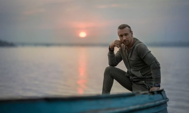 Волчицы, вы это видели? Он еще и готовит! Рецепт ухи от Винника перевернет вашу фантазию