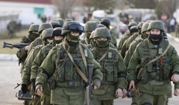 Мусульман вывели под дулами автоматов во время молитвы в Крыму
